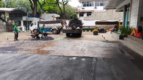 proses gelar aspal hotmix langsung dari pabrik AMP hotmix